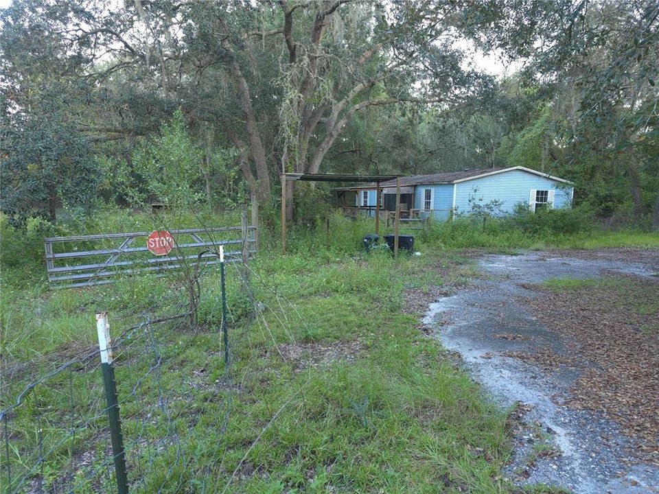 合同活跃: $64,900 (3 贝兹, 2 浴室, 1248 平方英尺)