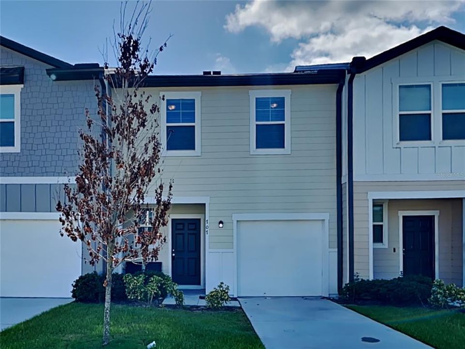 Recientemente alquilado: $1,650 (3 camas, 2 baños, 1608 Pies cuadrados)