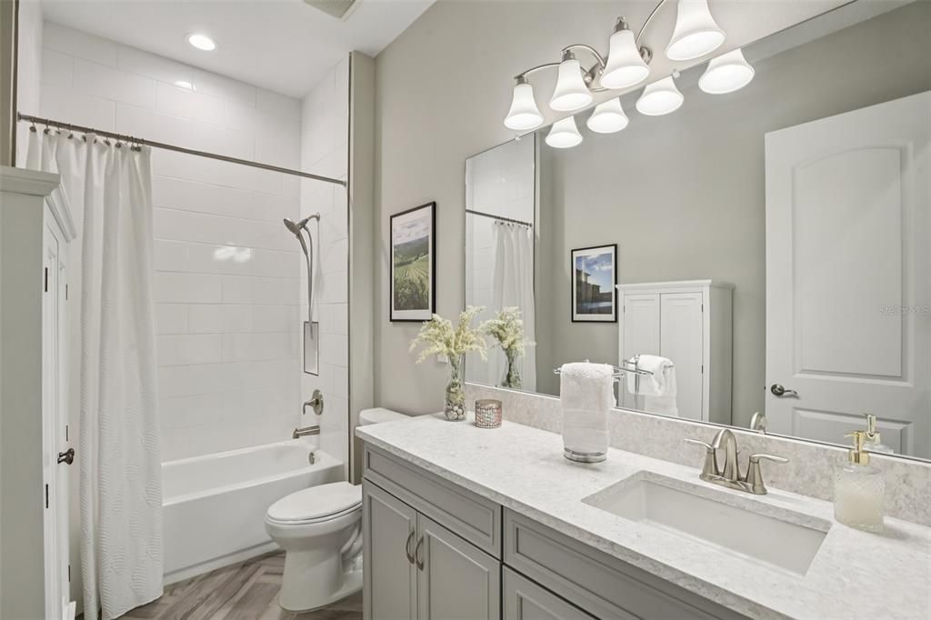 En Venta: $859,000 (4 camas, 3 baños, 3188 Pies cuadrados)