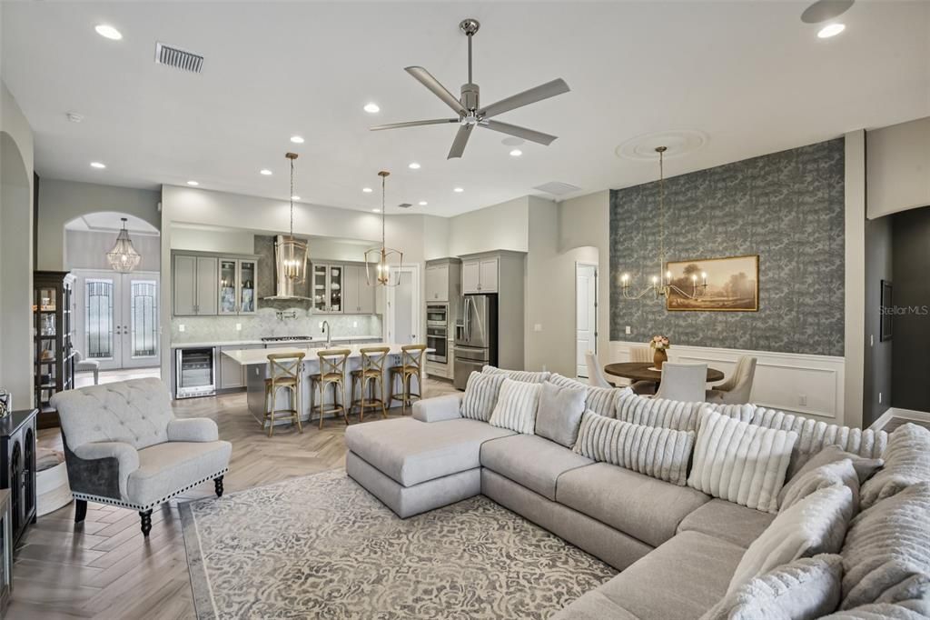 En Venta: $859,000 (4 camas, 3 baños, 3188 Pies cuadrados)