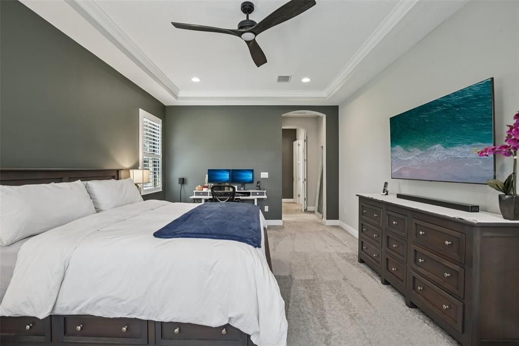 En Venta: $859,000 (4 camas, 3 baños, 3188 Pies cuadrados)