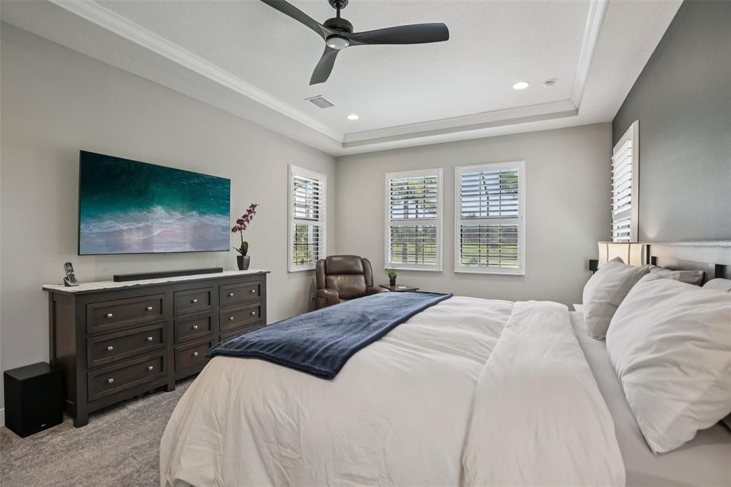 En Venta: $859,000 (4 camas, 3 baños, 3188 Pies cuadrados)