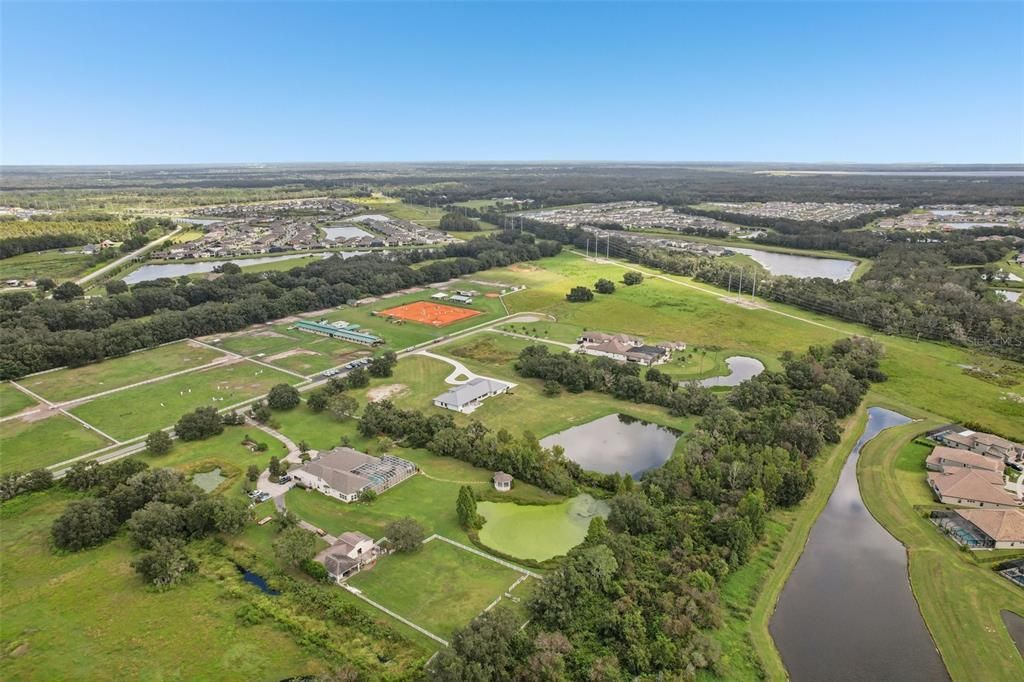 En Venta: $859,000 (4 camas, 3 baños, 3188 Pies cuadrados)