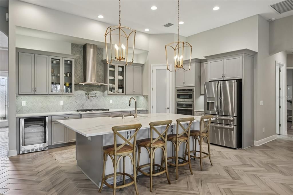 En Venta: $859,000 (4 camas, 3 baños, 3188 Pies cuadrados)