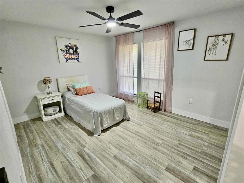 En Venta: $399,000 (3 camas, 2 baños, 1428 Pies cuadrados)