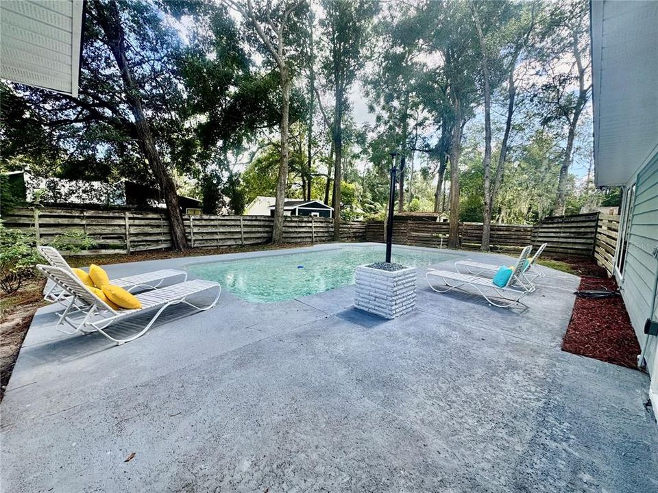 En Venta: $399,000 (3 camas, 2 baños, 1428 Pies cuadrados)