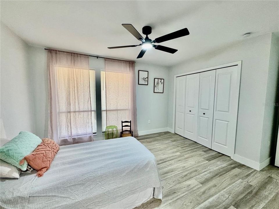 En Venta: $399,000 (3 camas, 2 baños, 1428 Pies cuadrados)