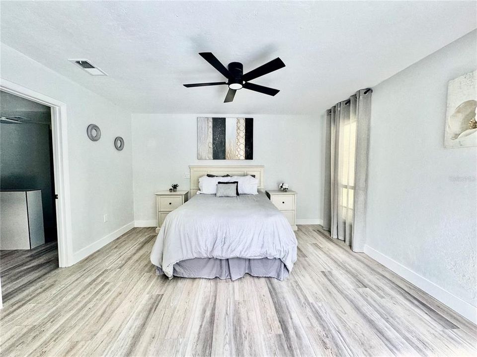 En Venta: $399,000 (3 camas, 2 baños, 1428 Pies cuadrados)