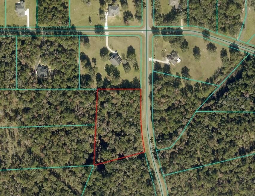 En Venta: $121,000 (3.47 acres)