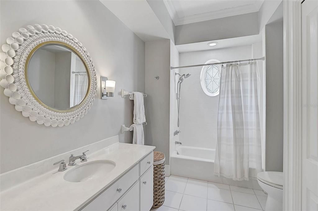 На продажу: $2,150,000 (3 спален, 3 ванн, 4191 Квадратных фут)