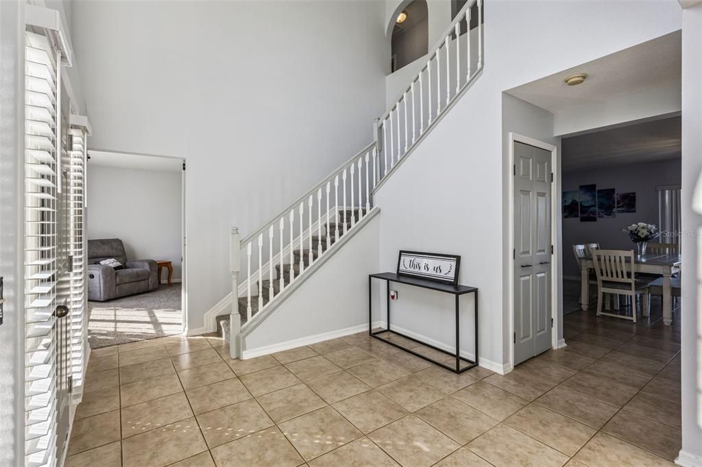 Active With Contract: $329,000 (4 beds, 2 baths, 2432 Square Feet)