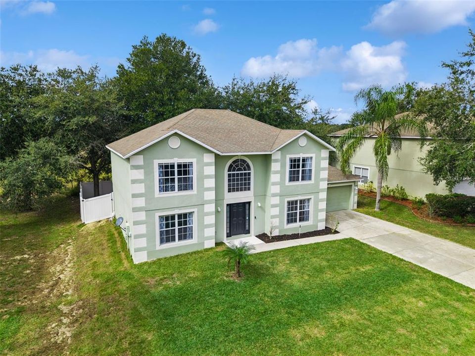 Active With Contract: $329,000 (4 beds, 2 baths, 2432 Square Feet)