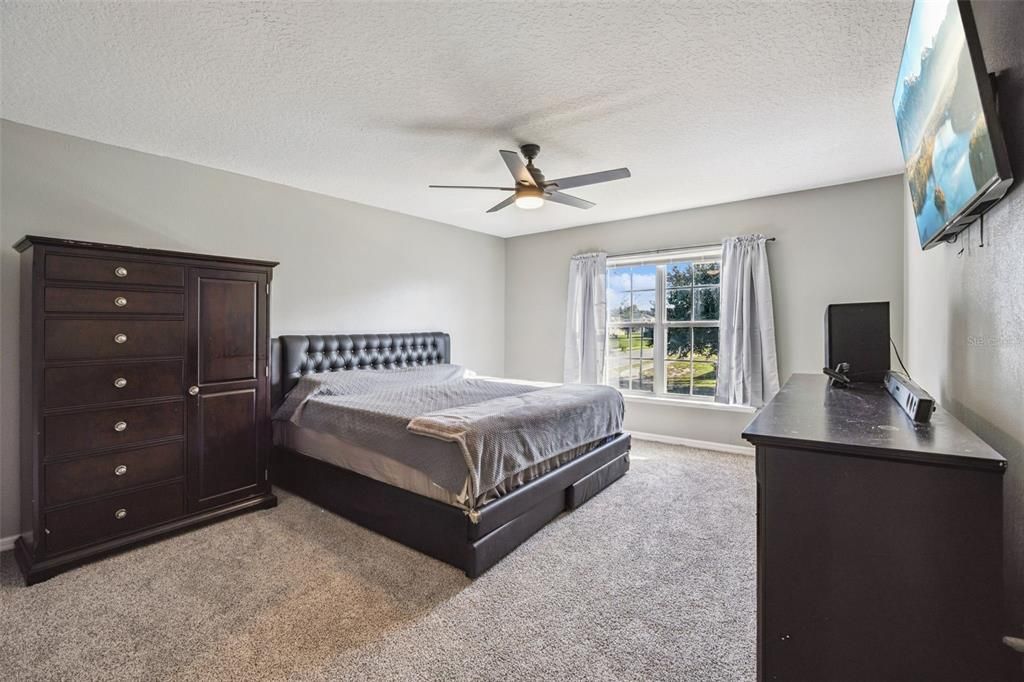 Active With Contract: $329,000 (4 beds, 2 baths, 2432 Square Feet)