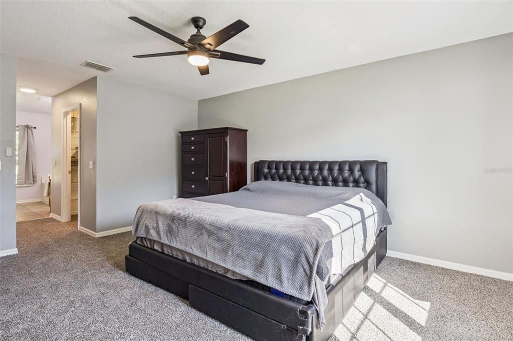 Active With Contract: $329,000 (4 beds, 2 baths, 2432 Square Feet)