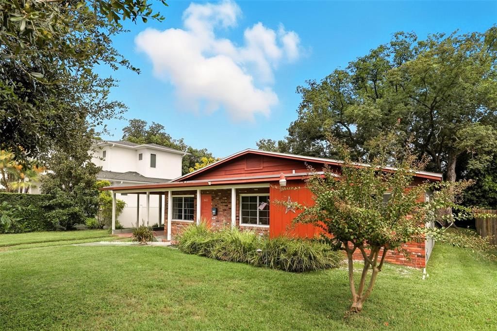 For Rent: $2,500 (3 beds, 1 baths, 1351 Square Feet)