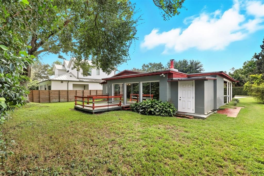 For Rent: $2,500 (3 beds, 1 baths, 1351 Square Feet)