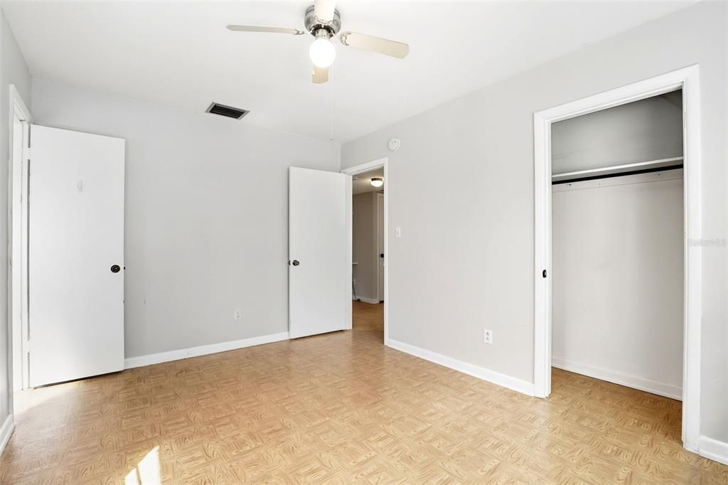 For Rent: $2,500 (3 beds, 1 baths, 1351 Square Feet)