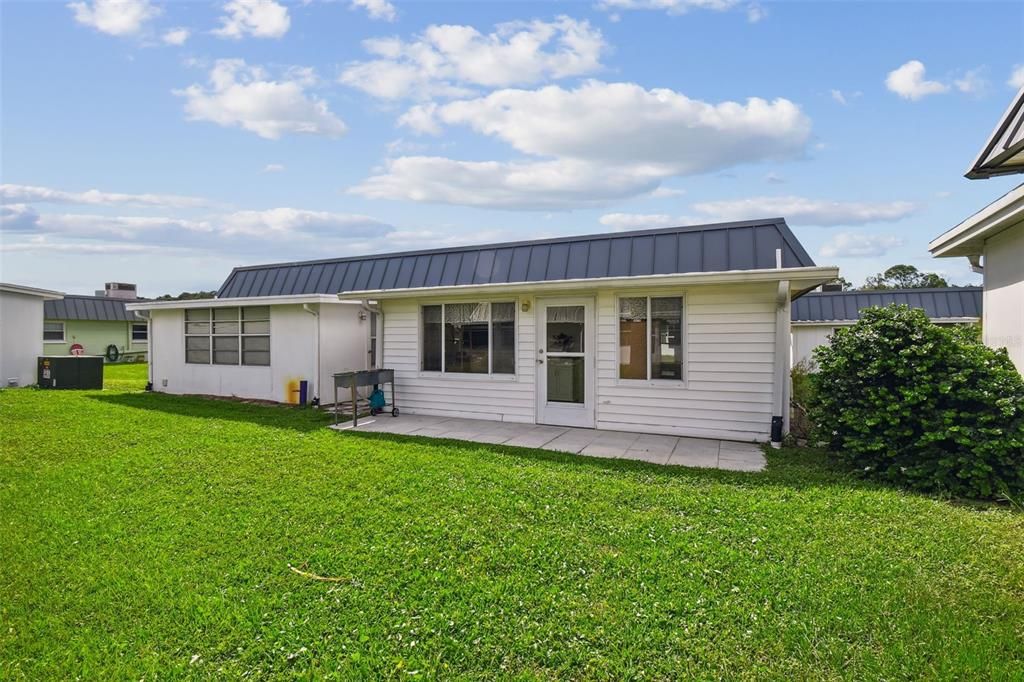 На продажу: $150,000 (2 спален, 2 ванн, 984 Квадратных фут)