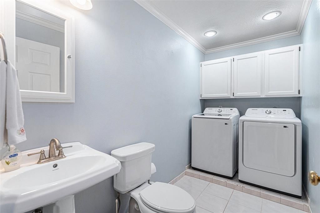 Active With Contract: $615,000 (4 beds, 3 baths, 2114 Square Feet)