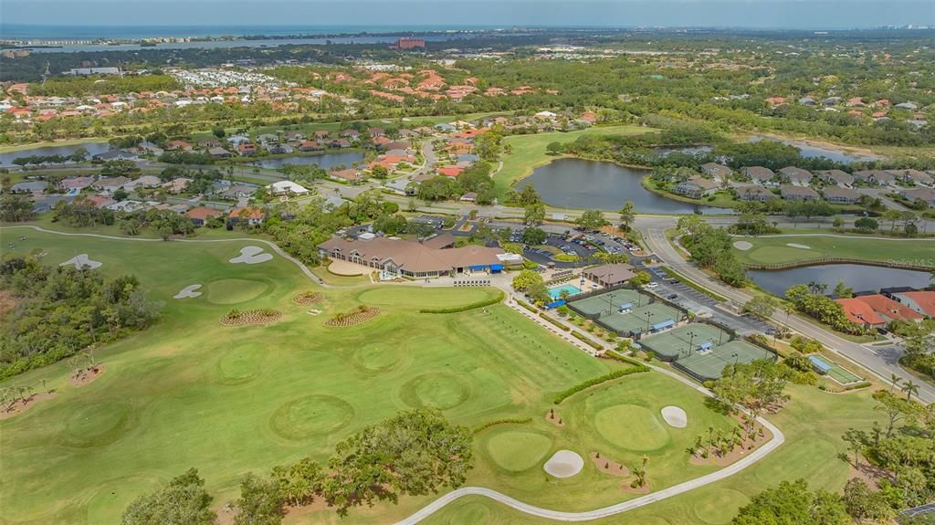 Под контрактом: $729,000 (3 спален, 2 ванн, 2345 Квадратных фут)