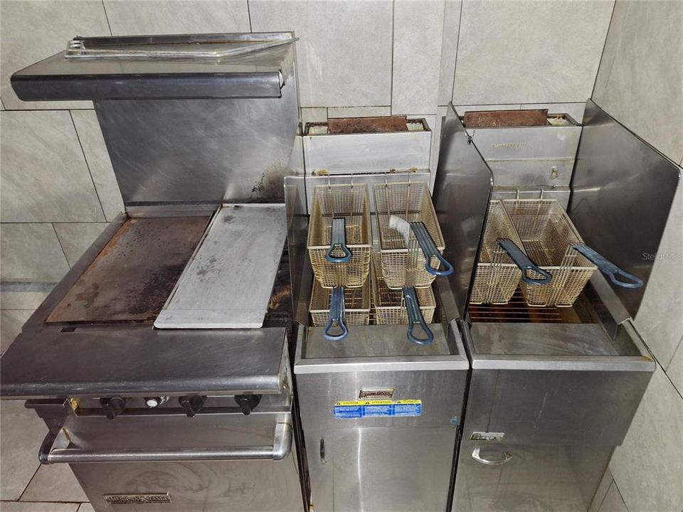 En Venta: $675,000 (0 camas, 0 baños, 3214 Pies cuadrados)