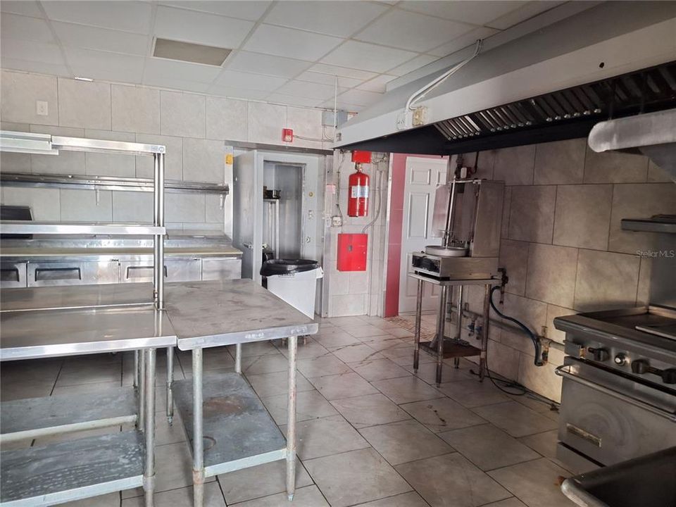 En Venta: $675,000 (0 camas, 0 baños, 3214 Pies cuadrados)