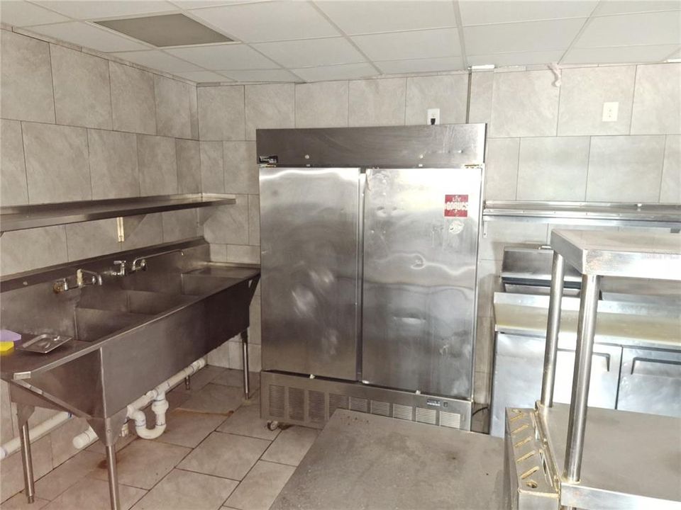 En Venta: $675,000 (0 camas, 0 baños, 3214 Pies cuadrados)