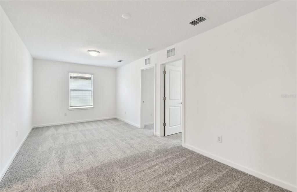 Active With Contract: $381,540 (5 beds, 3 baths, 2615 Square Feet)