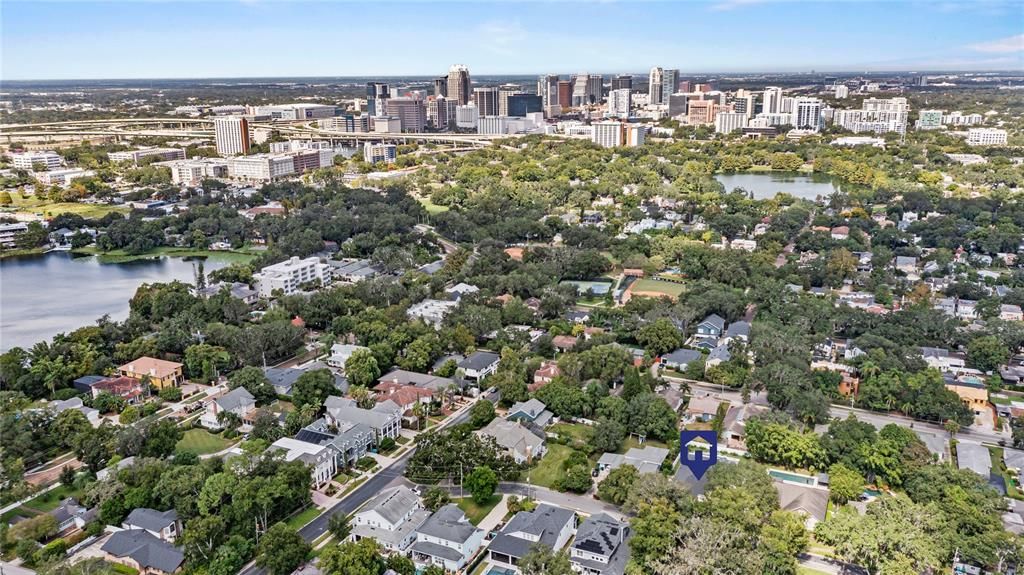 Active With Contract: $1,650,000 (4 beds, 3 baths, 3031 Square Feet)