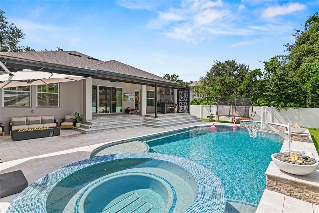 Active With Contract: $1,650,000 (4 beds, 3 baths, 3031 Square Feet)