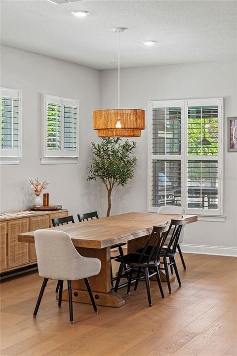 Active With Contract: $1,650,000 (4 beds, 3 baths, 3031 Square Feet)