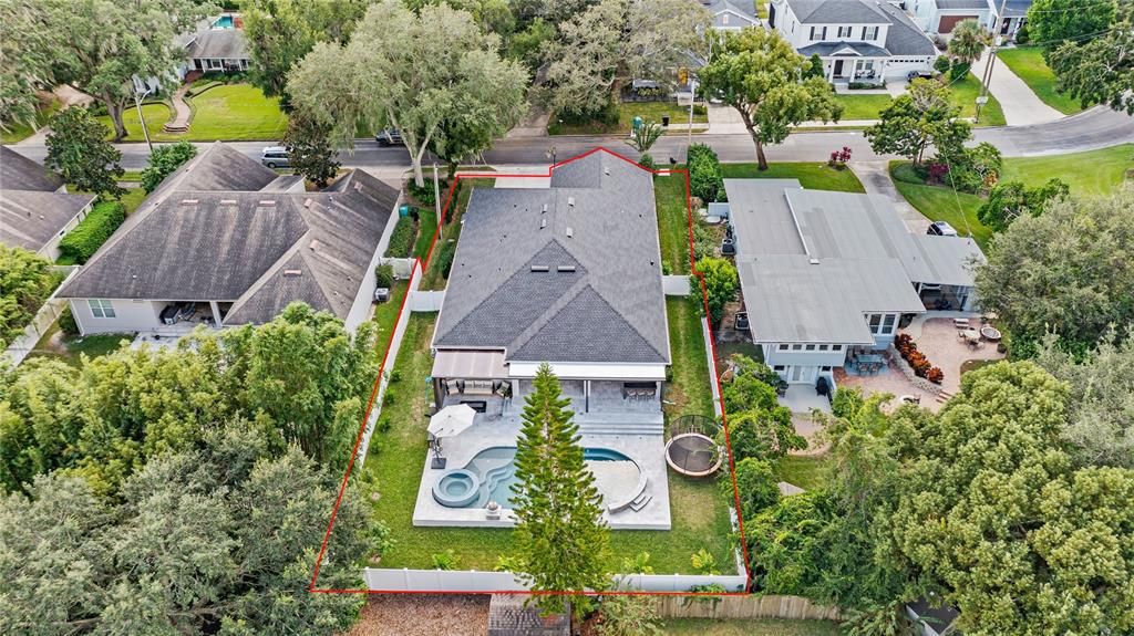 Active With Contract: $1,650,000 (4 beds, 3 baths, 3031 Square Feet)