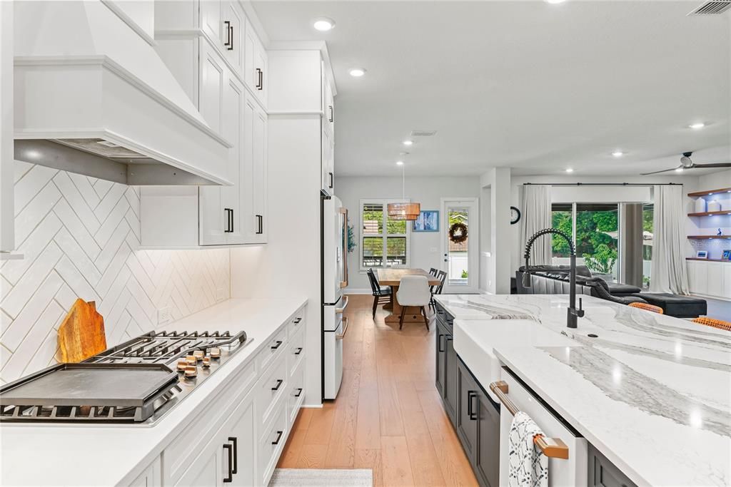 Active With Contract: $1,650,000 (4 beds, 3 baths, 3031 Square Feet)