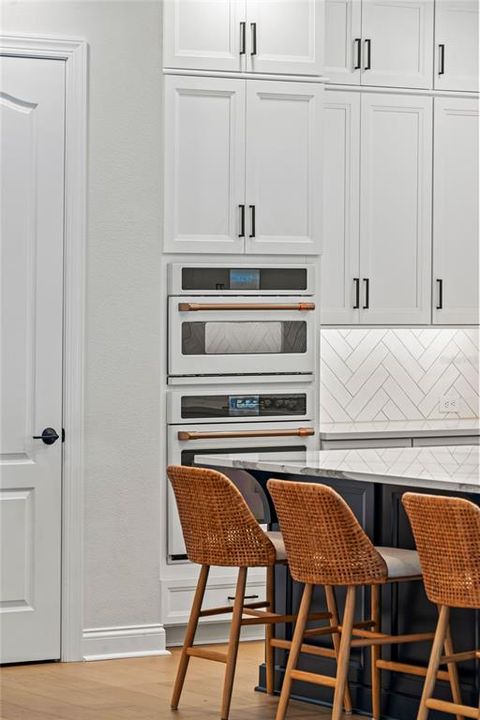 Active With Contract: $1,650,000 (4 beds, 3 baths, 3031 Square Feet)