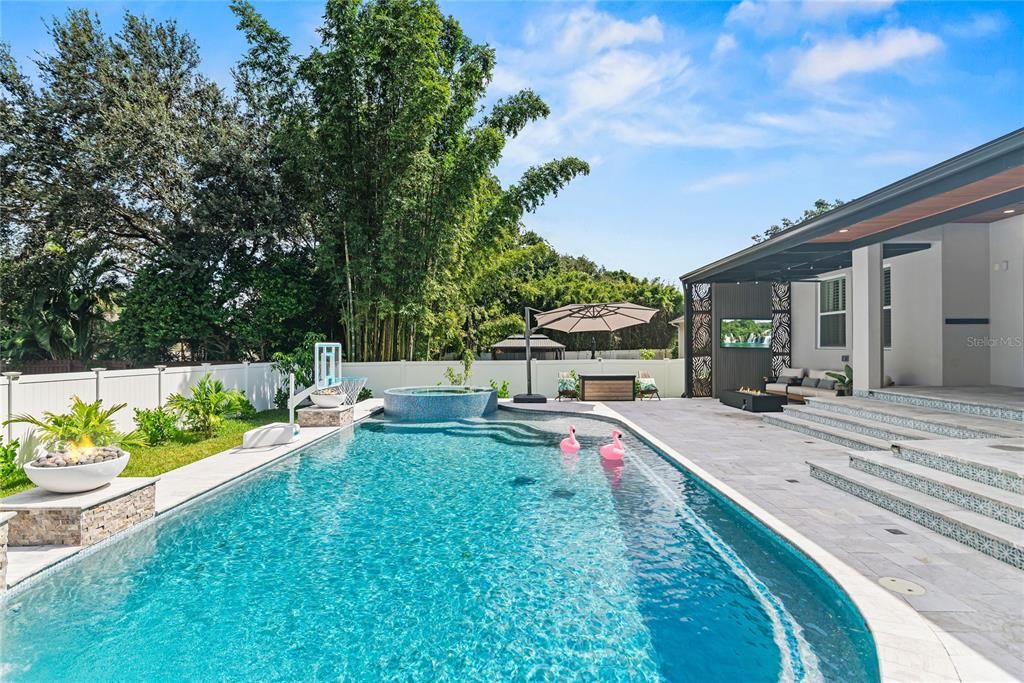Active With Contract: $1,650,000 (4 beds, 3 baths, 3031 Square Feet)