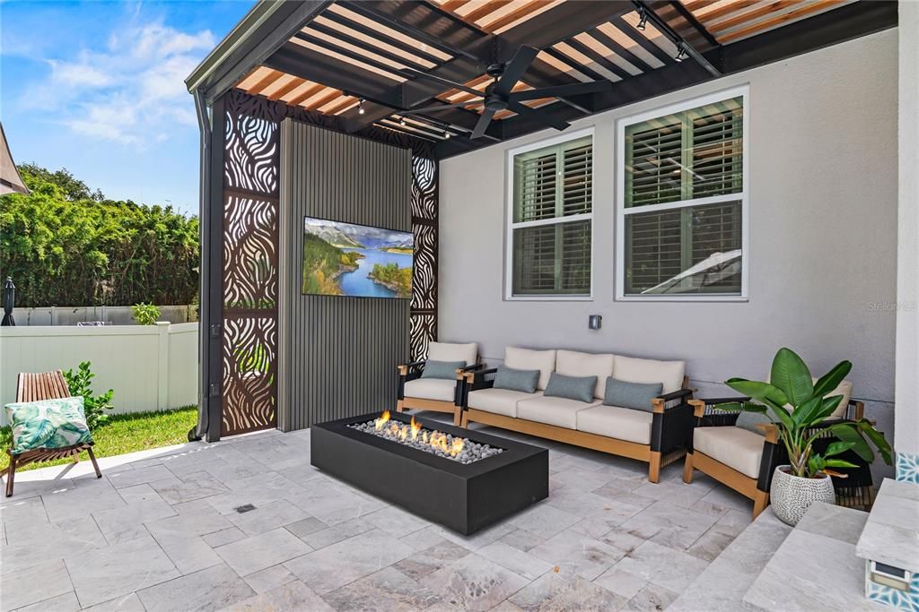 Active With Contract: $1,650,000 (4 beds, 3 baths, 3031 Square Feet)