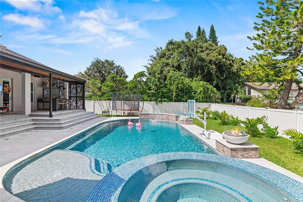 Active With Contract: $1,650,000 (4 beds, 3 baths, 3031 Square Feet)