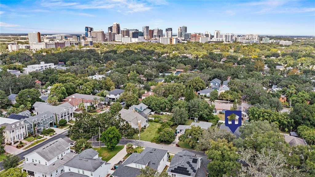 Active With Contract: $1,650,000 (4 beds, 3 baths, 3031 Square Feet)