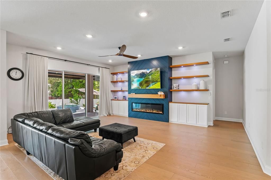 Active With Contract: $1,650,000 (4 beds, 3 baths, 3031 Square Feet)