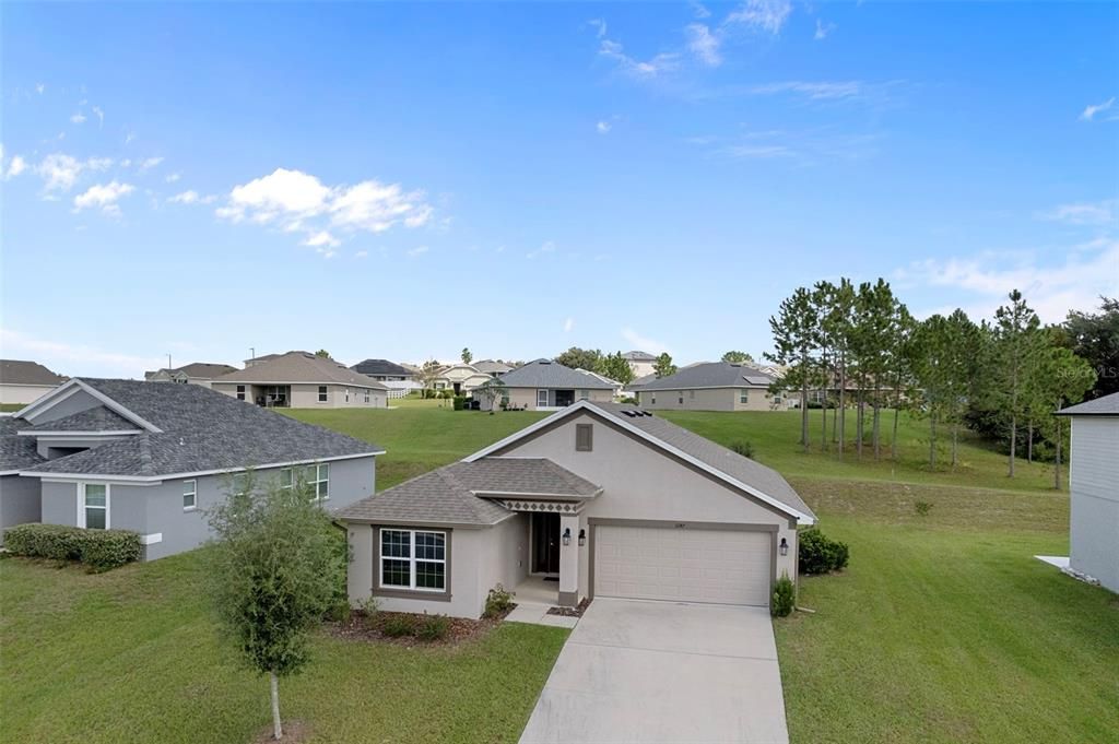 合同活跃: $265,000 (3 贝兹, 2 浴室, 1698 平方英尺)