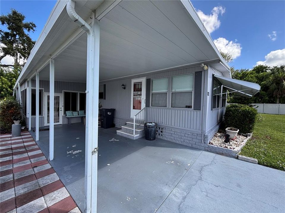 For Sale: $135,000 (2 beds, 2 baths, 1344 Square Feet)