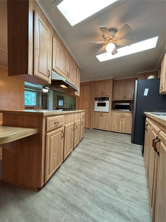 For Sale: $135,000 (2 beds, 2 baths, 1344 Square Feet)