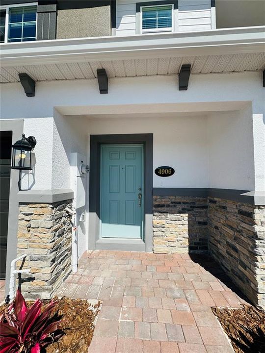 出租: $2,500 (3 贝兹, 2 浴室, 1569 平方英尺)