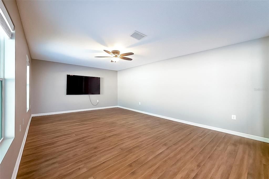 待售: $397,500 (3 贝兹, 2 浴室, 2408 平方英尺)