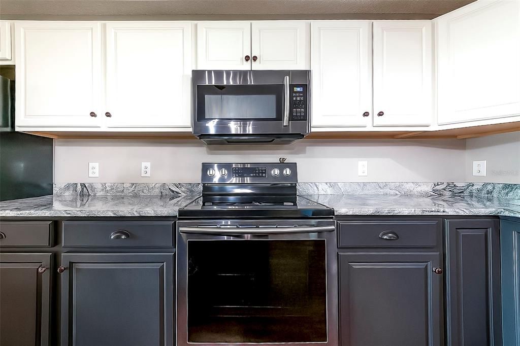 待售: $397,500 (3 贝兹, 2 浴室, 2408 平方英尺)