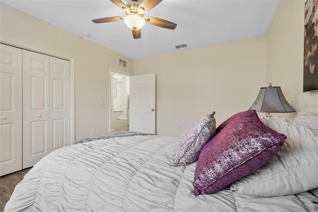 Active With Contract: $562,900 (4 beds, 3 baths, 2725 Square Feet)