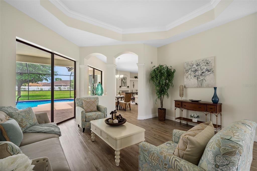 Active With Contract: $562,900 (4 beds, 3 baths, 2725 Square Feet)