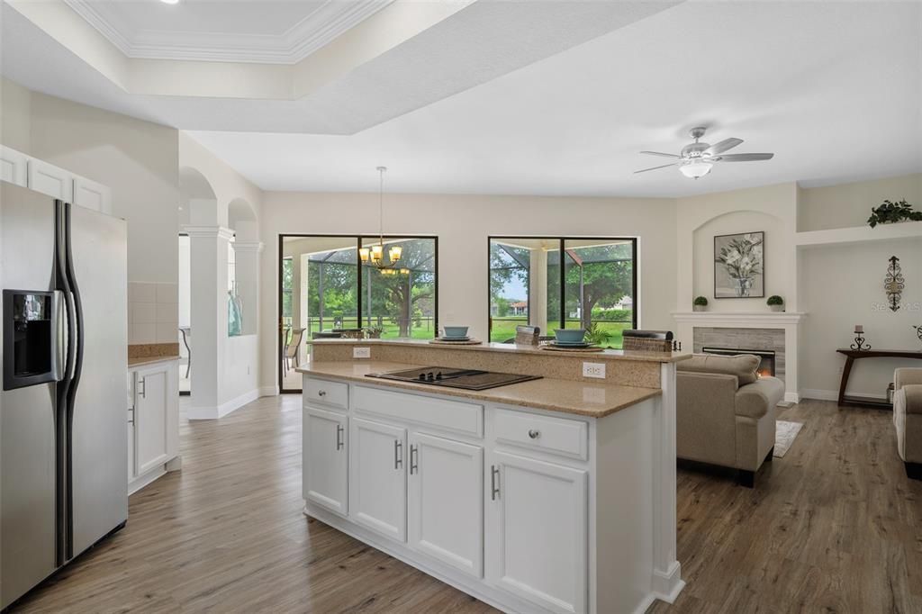 Active With Contract: $562,900 (4 beds, 3 baths, 2725 Square Feet)