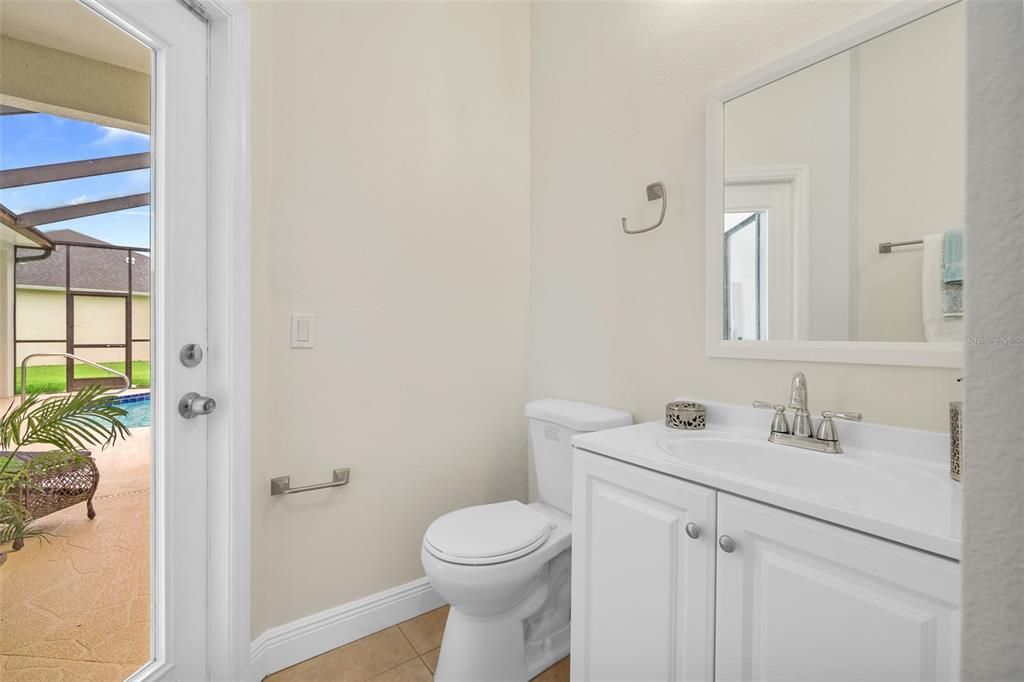 Active With Contract: $562,900 (4 beds, 3 baths, 2725 Square Feet)