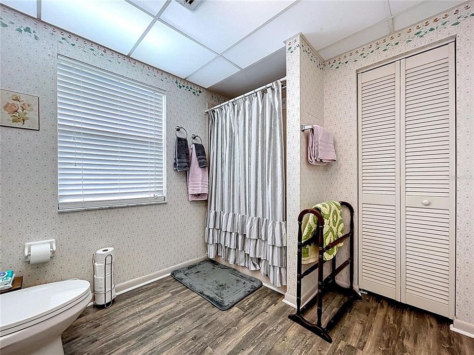 En Venta: $315,000 (3 camas, 2 baños, 1808 Pies cuadrados)